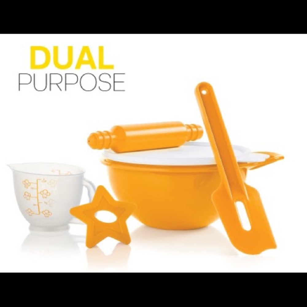 Tupperware Kids Baking Set